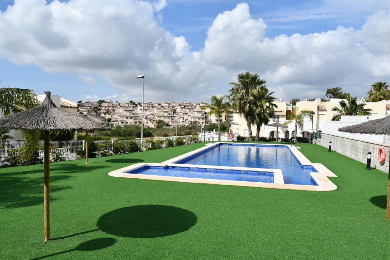 Luxurious Flat & Private Rooftop In Villamartin Orihuela Costa Dehesa de Campoamor  Exterior foto